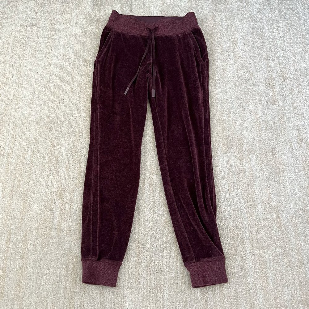 Lululemon Warm Down Velour Joggers Pants 4